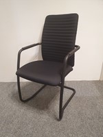 Bezoekersstoel Be by Beta Model BE10 zwart frame zwarte stof